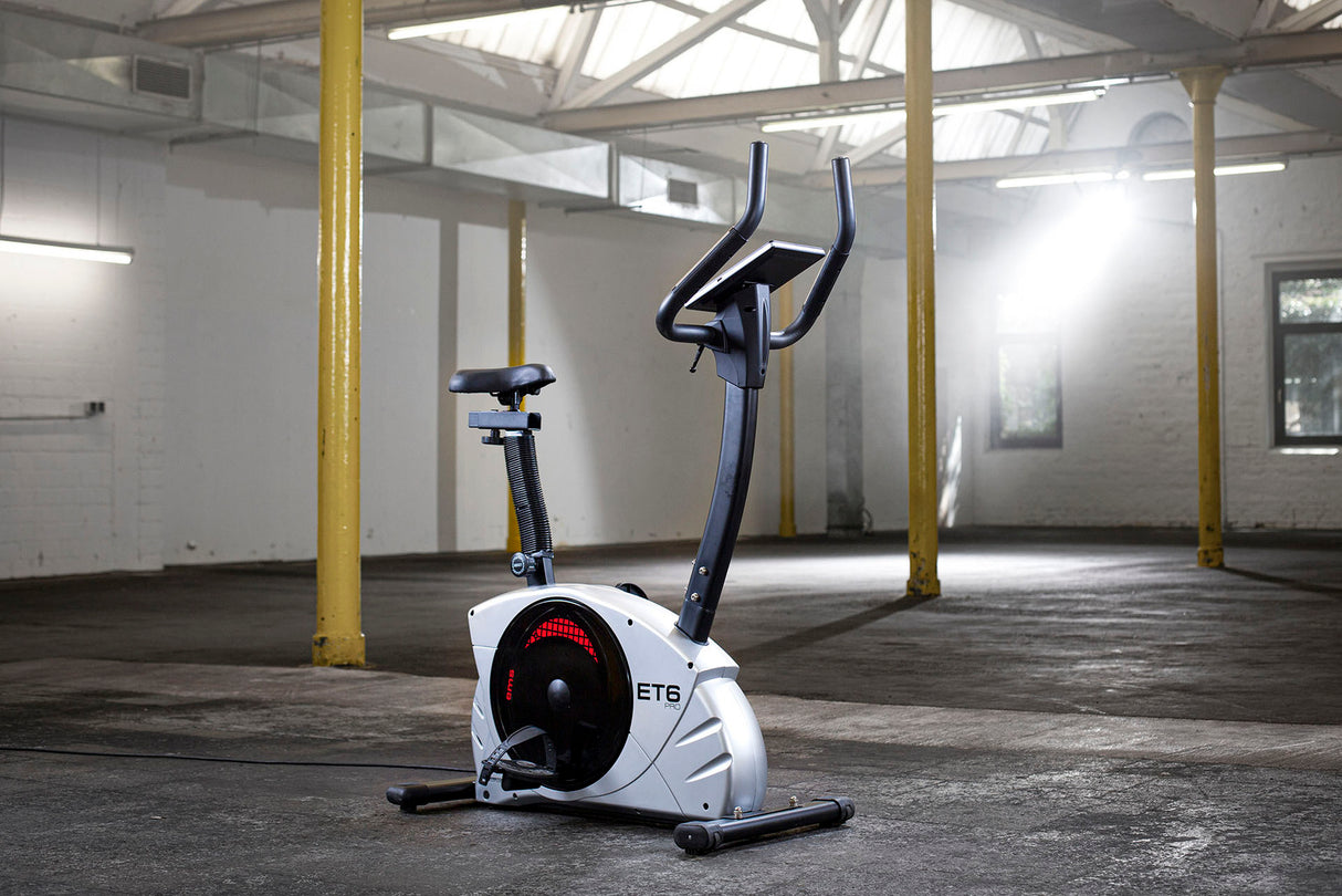 Christopeit Heimtrainer Ergometer ET 6 Pro, Induktionsbremse, KinoMap APP