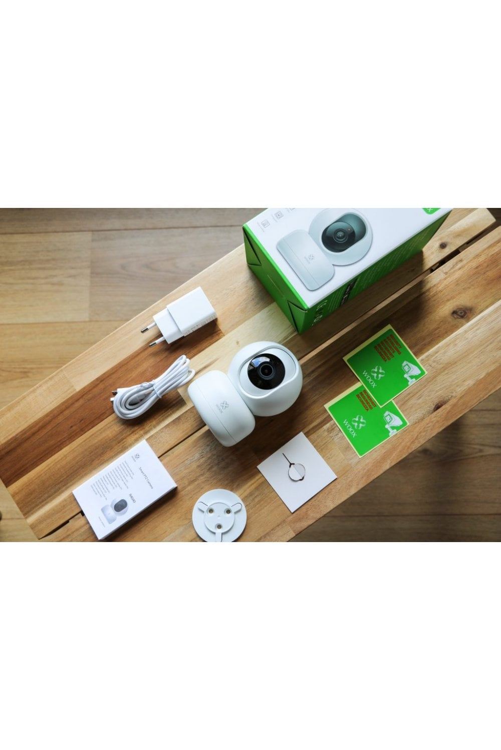 R4040 Smart Indoor PTZ Camera